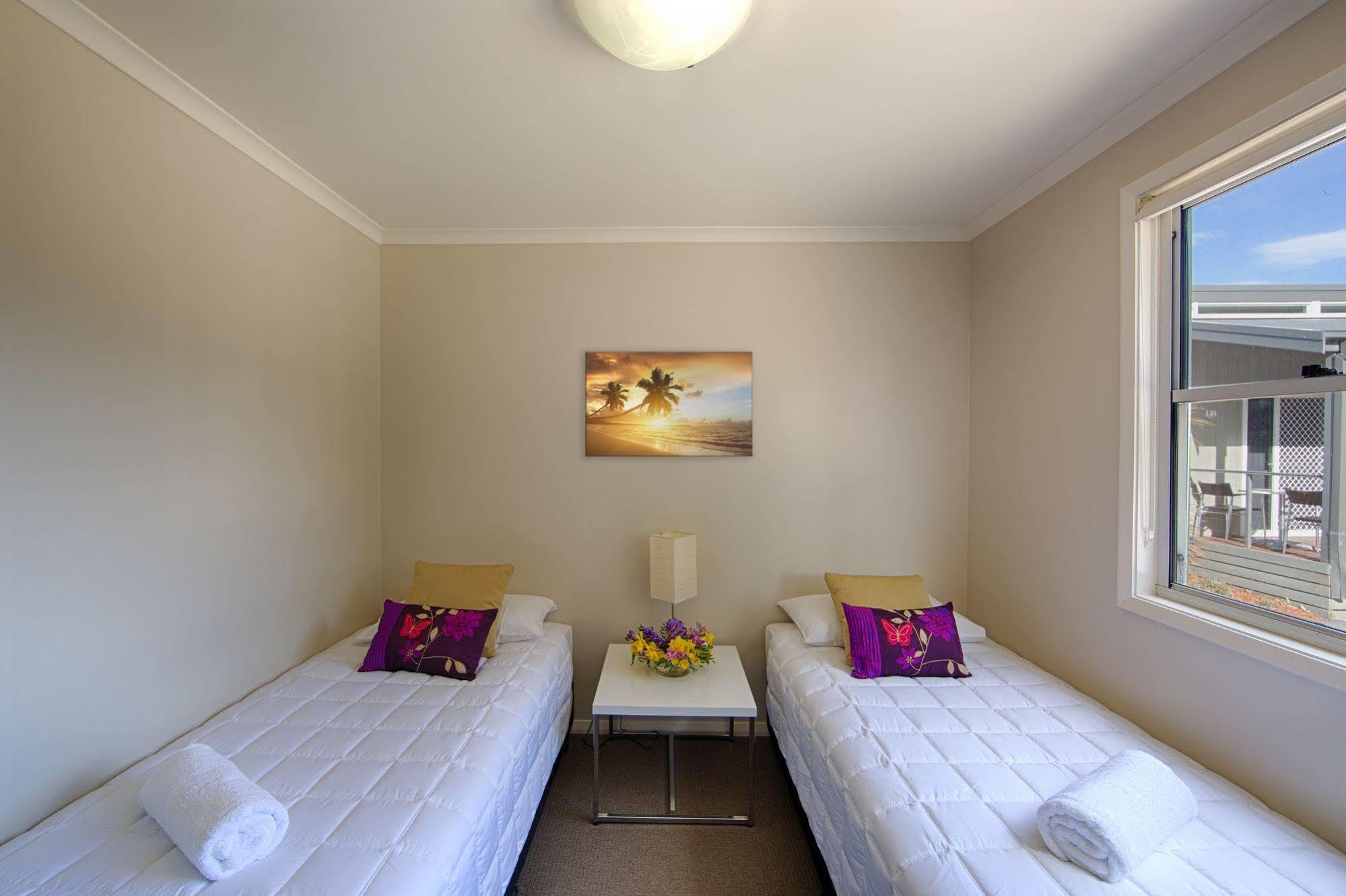Ingenia Holidays Middle Rock One Mile ภายนอก รูปภาพ